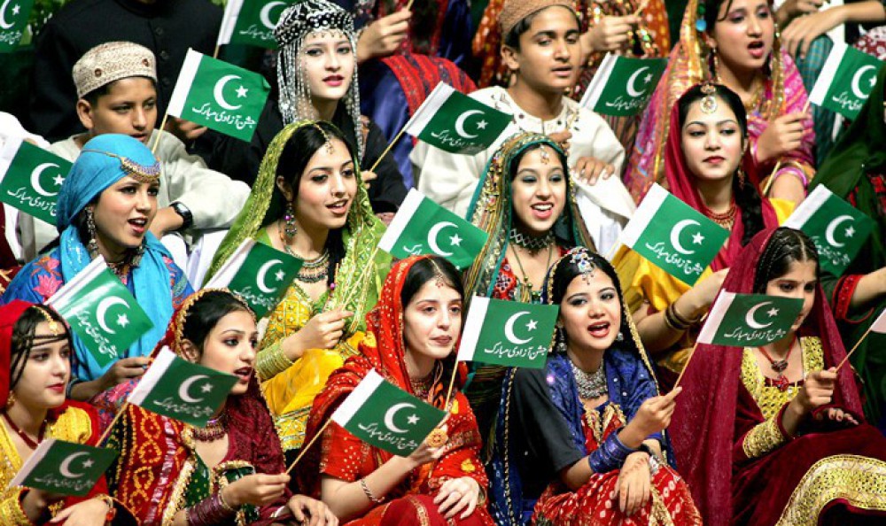 Pakistani facial fan compilation